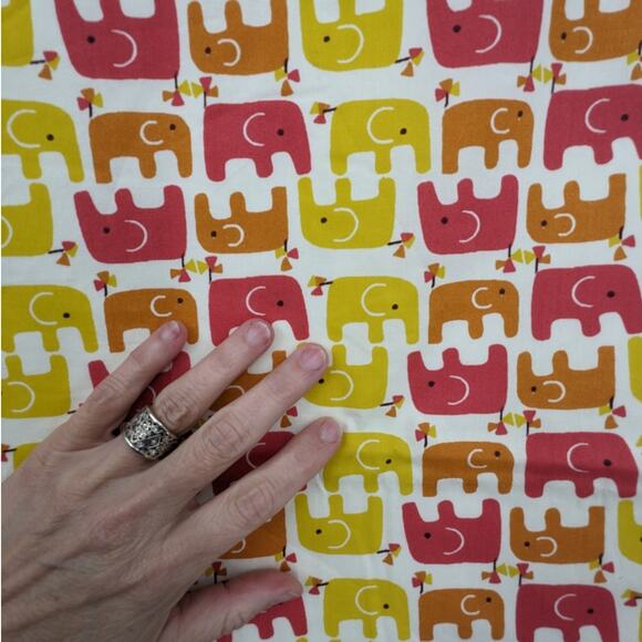 NEW Receiving BABY BLANKET Handmade Cotton 28x36 Colorful Elephants Bows Fabric - Picture 4 of 6